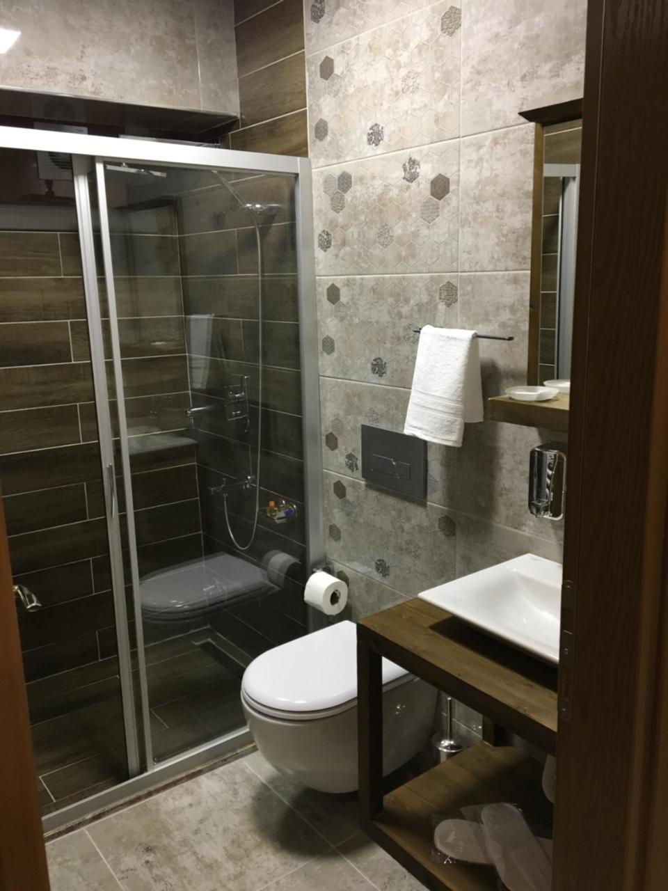 Itimat Otel 乌尔拉 外观 照片